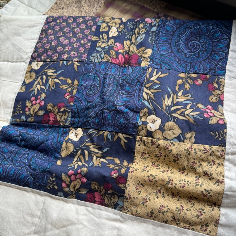 Patchwork Quilted Pillow Sham Country Cottage Floral Blue Beige pillowcase large - Picture 8 of 15